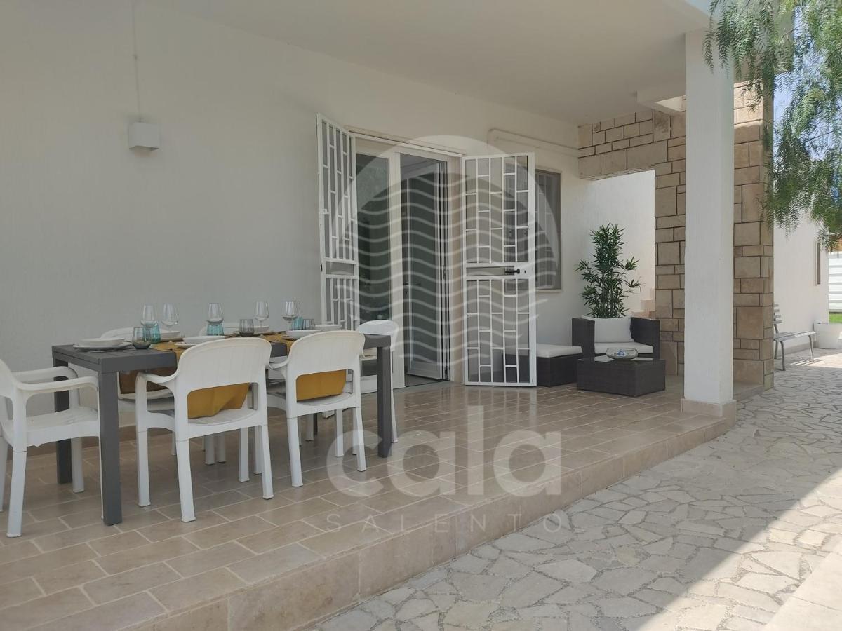 Apples House By Cala Salento Villa Torre Lapillo Bagian luar foto
